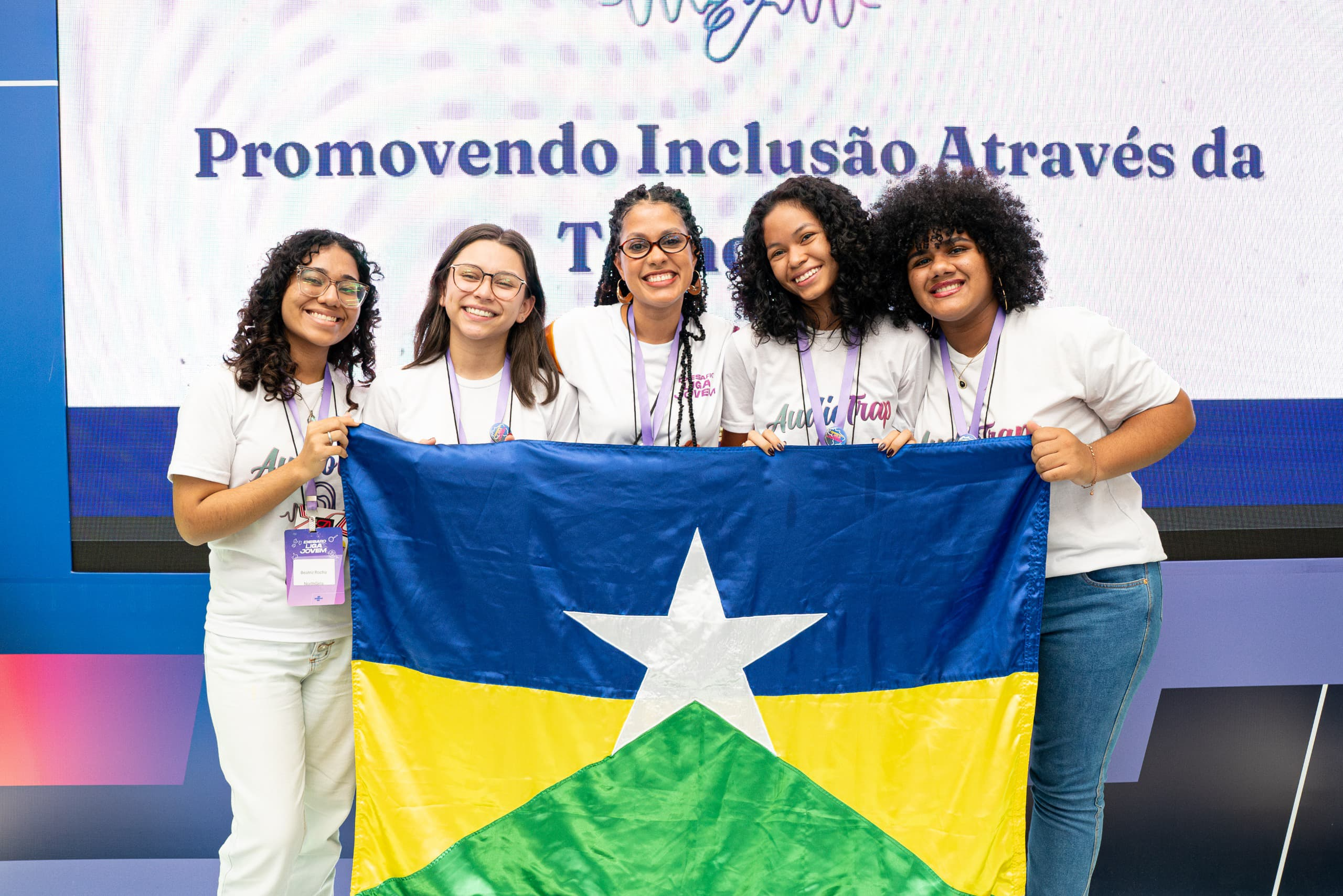 Foto da equipe do projeto AudioTrap no evento Desafio Liga Jovem